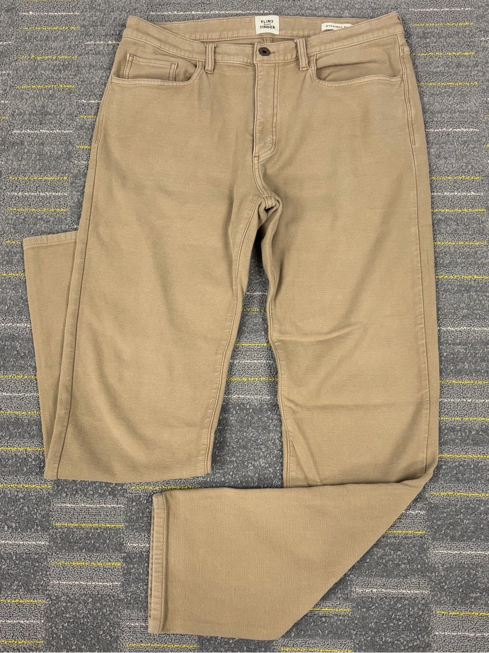 Flint and Tinder Pants Mens Size 34x34 Straight Fit Tan Stretch Chino Preppy